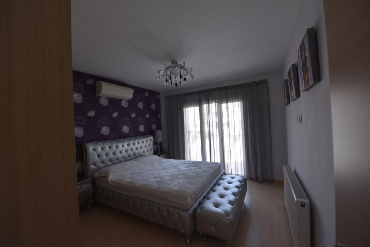 4 bedrooms Villa in Limassol, Cyprus No. 38580