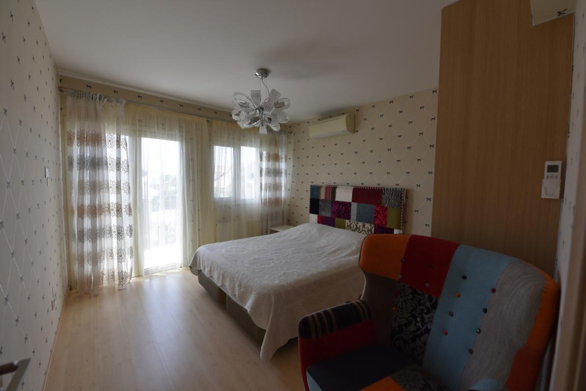 4 bedrooms Villa in Limassol, Cyprus No. 38580