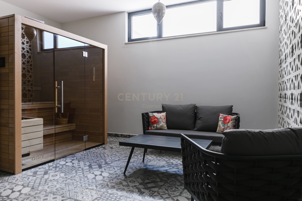 6 chambres Villa à Agios Tychonas, Limassol, Chypre No. 55840