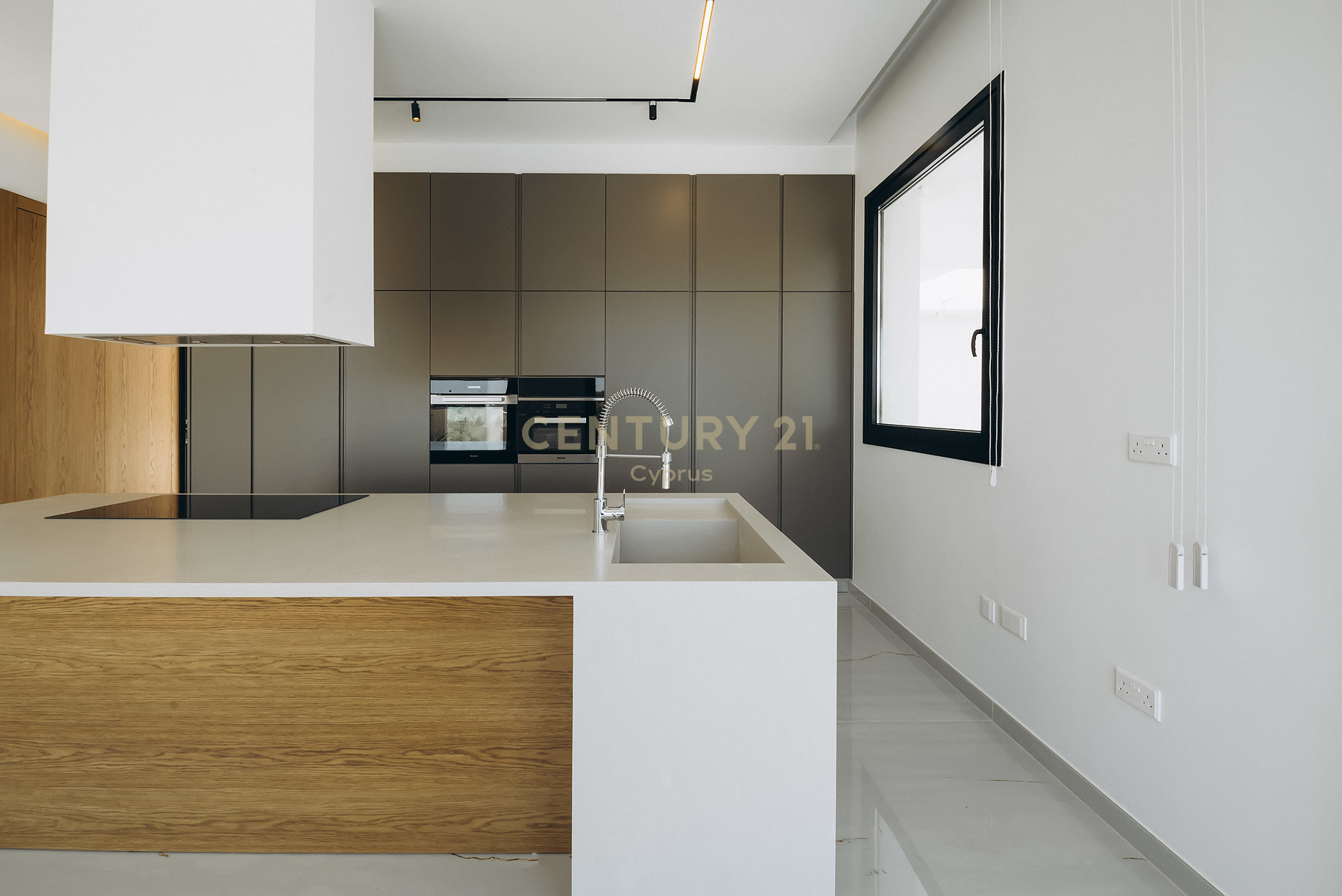 5 chambres Villa à Agios Tychonas, Limassol, Chypre No. 55843