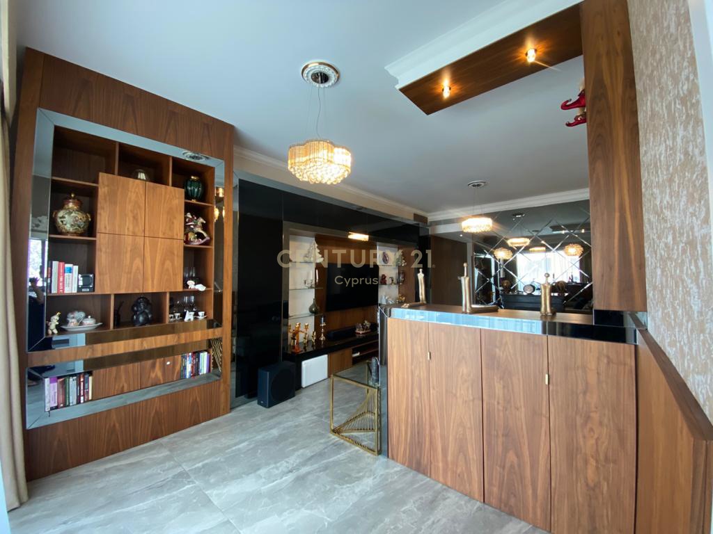 Квартира с 3 спальнями в Гермасойя, Лимасол, Кипр № 55844