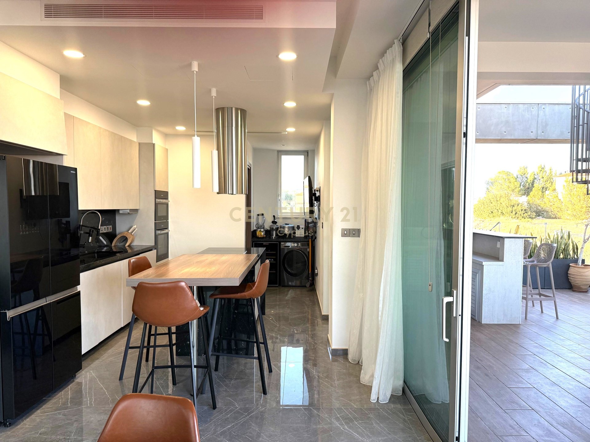 3 bedrooms Penthouse in Agios Athanasios, Limassol, Cyprus No. 54028