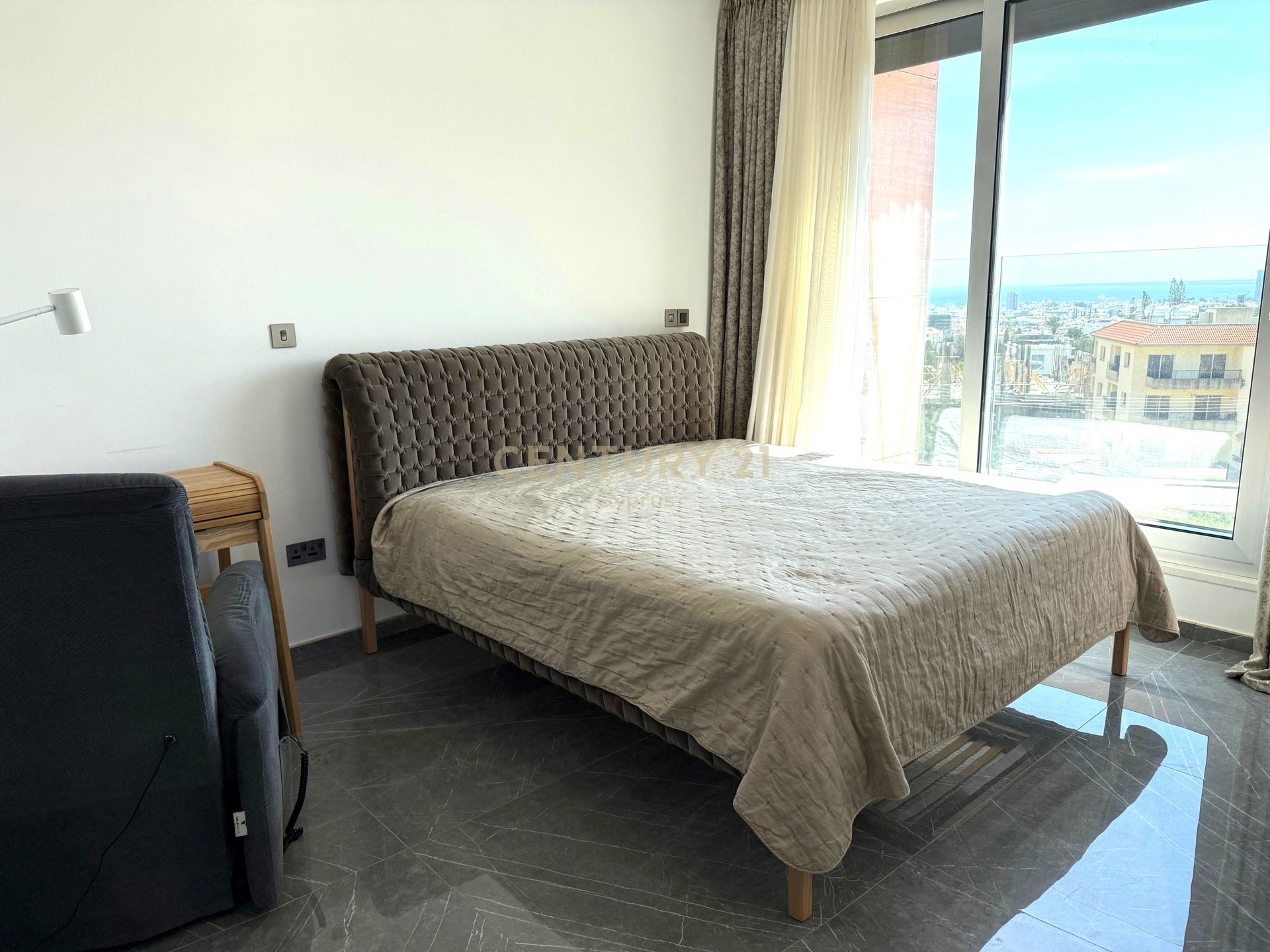 3 bedrooms Penthouse in Agios Athanasios, Limassol, Cyprus No. 54028