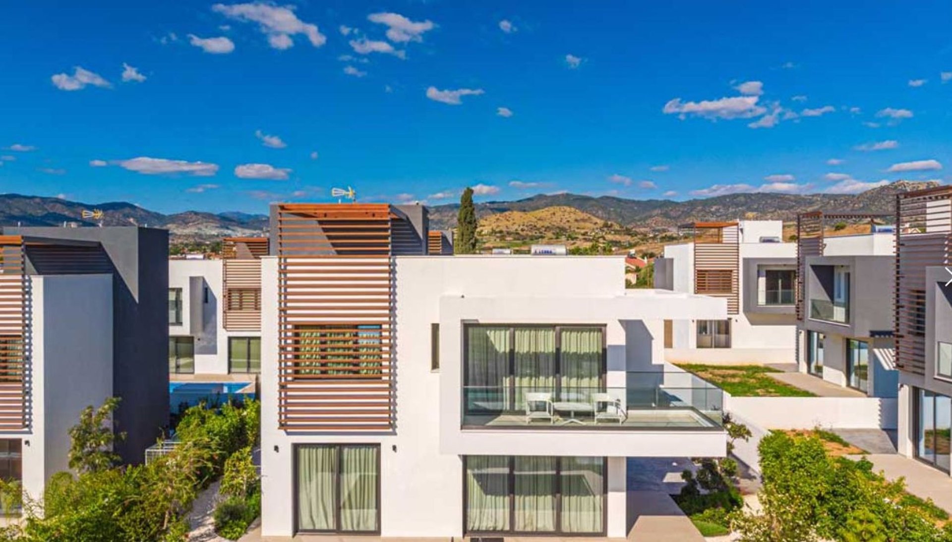 3 bedrooms Villa in Pyrgos, Limassol, Cyprus No. 46123
