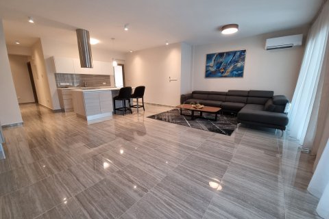 4 dormitorios Apartamento en Agios Tychonas, Limassol, Chipre No. 58242