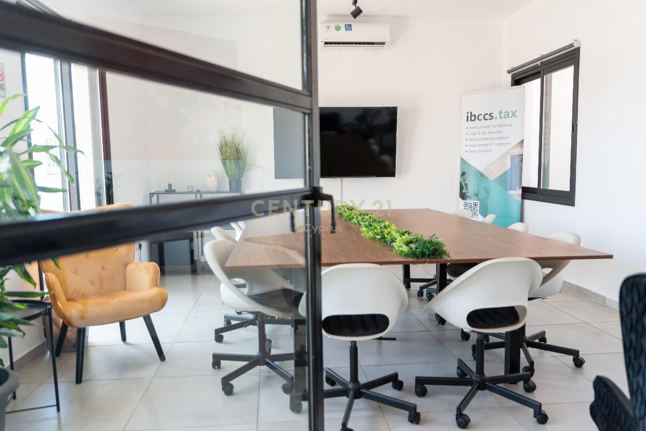 400m2 Local comercial en Limassol, Chipre No. 53705