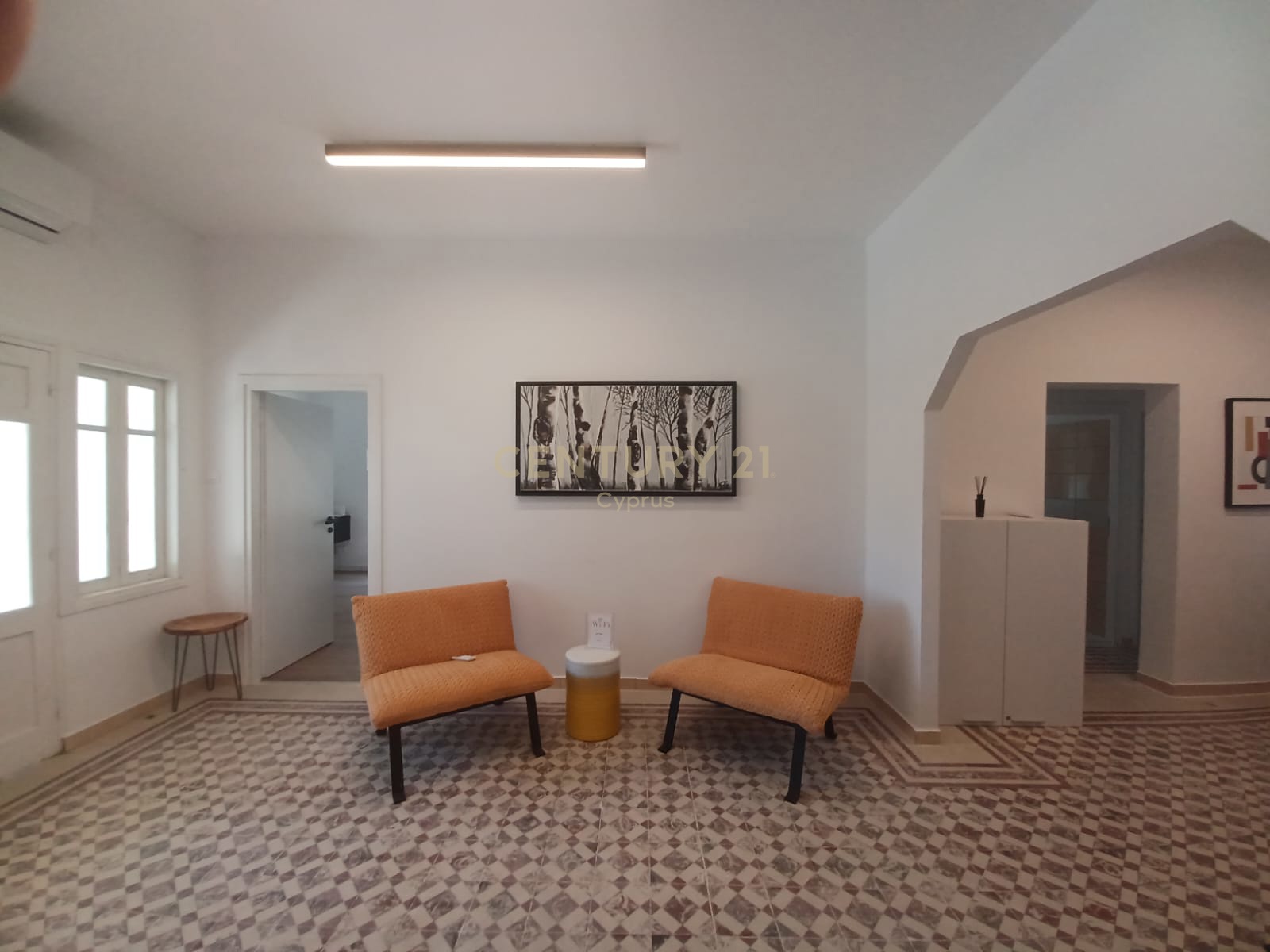 90m2 Oficina en Limassol, Chipre No. 57534
