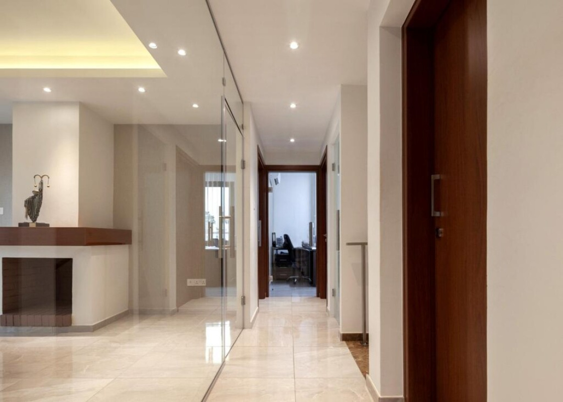 479m2 Commercial property in Nicosia, Cyprus No. 38920