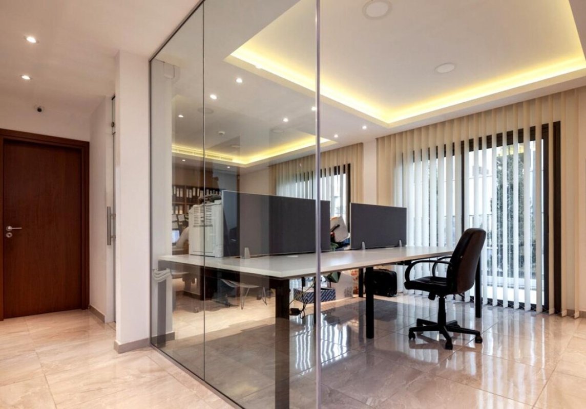 479m2 Commercial property in Nicosia, Cyprus No. 38920
