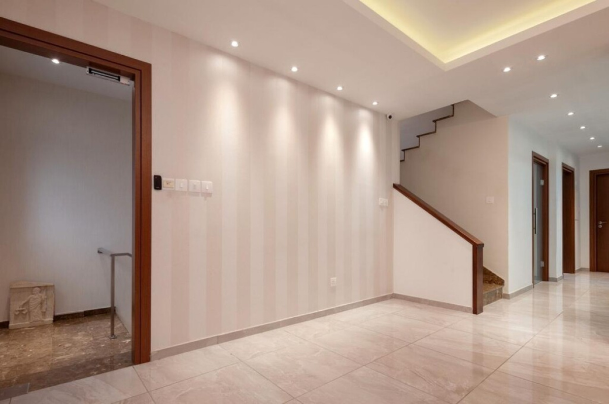 479m2 Commercial property in Nicosia, Cyprus No. 38920