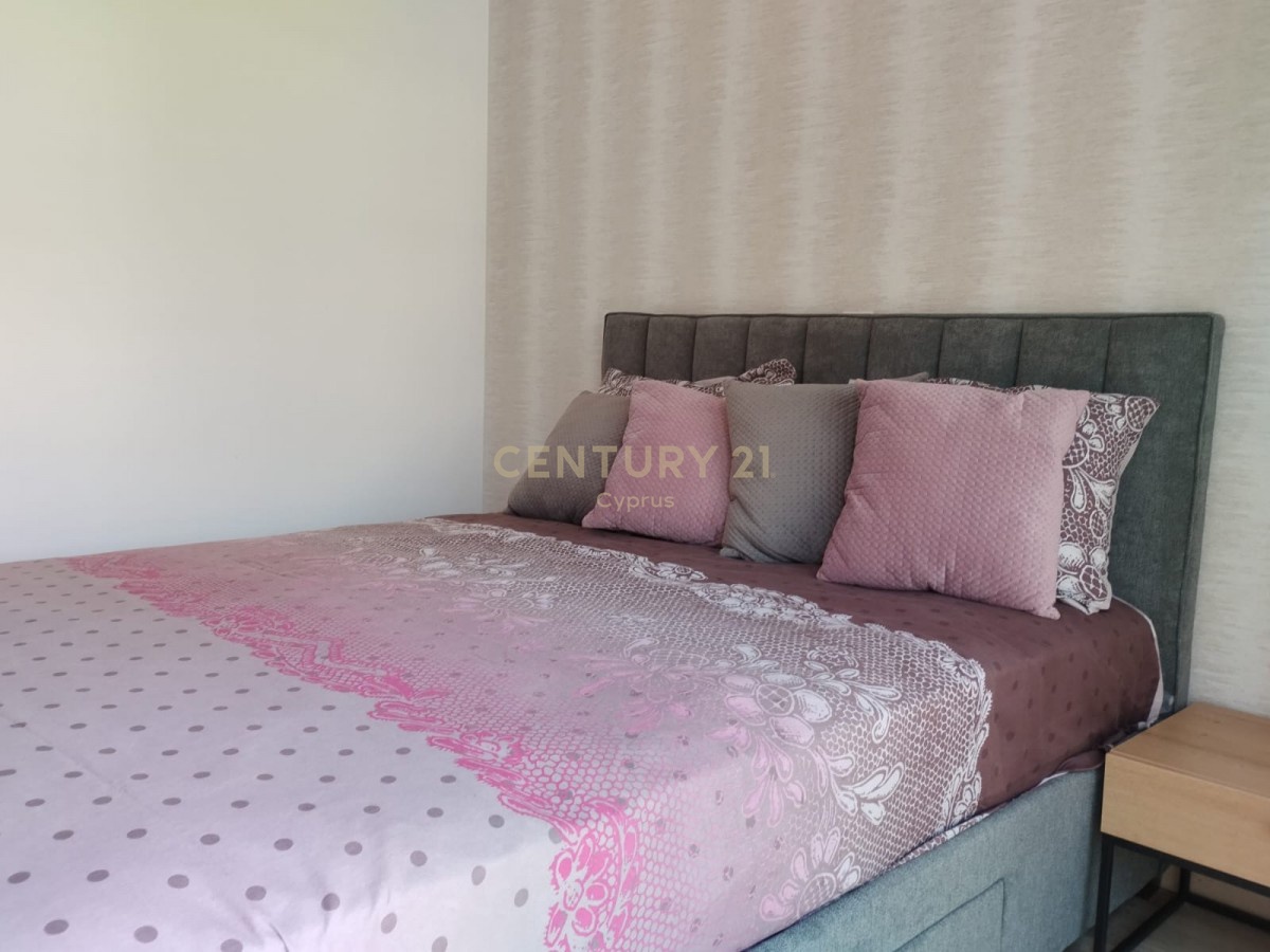 18 bedrooms Building in Mesa Geitonia, Limassol, Cyprus No. 53438