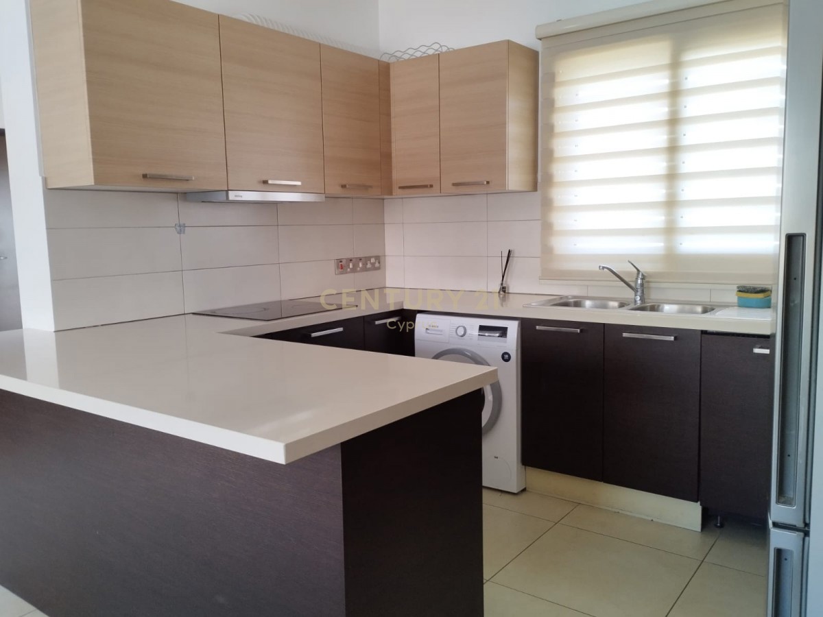 18 bedrooms Building in Mesa Geitonia, Limassol, Cyprus No. 53438