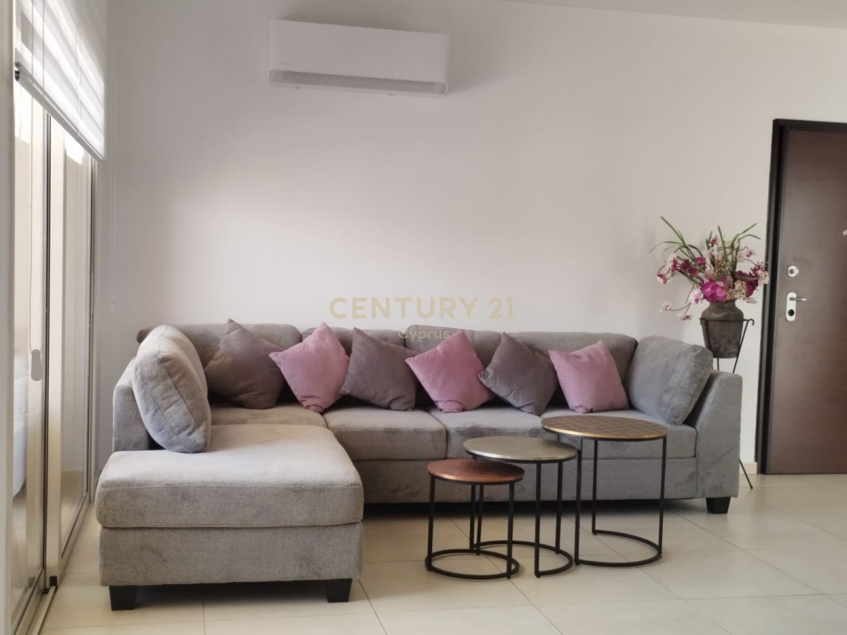 18 bedrooms Building in Mesa Geitonia, Limassol, Cyprus No. 53438