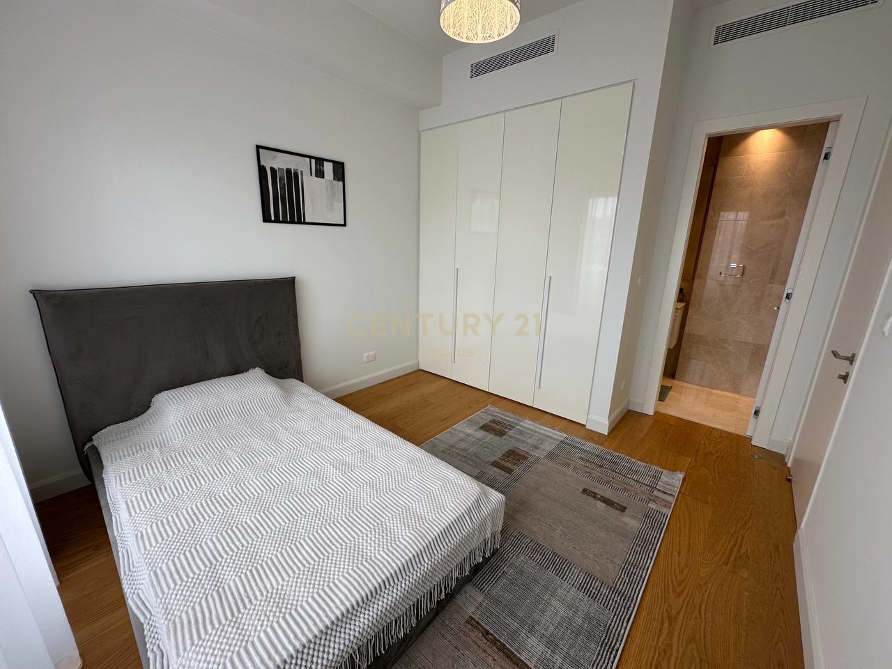 3 bedrooms Apartment in Germasogeia, Limassol, Cyprus No. 35872