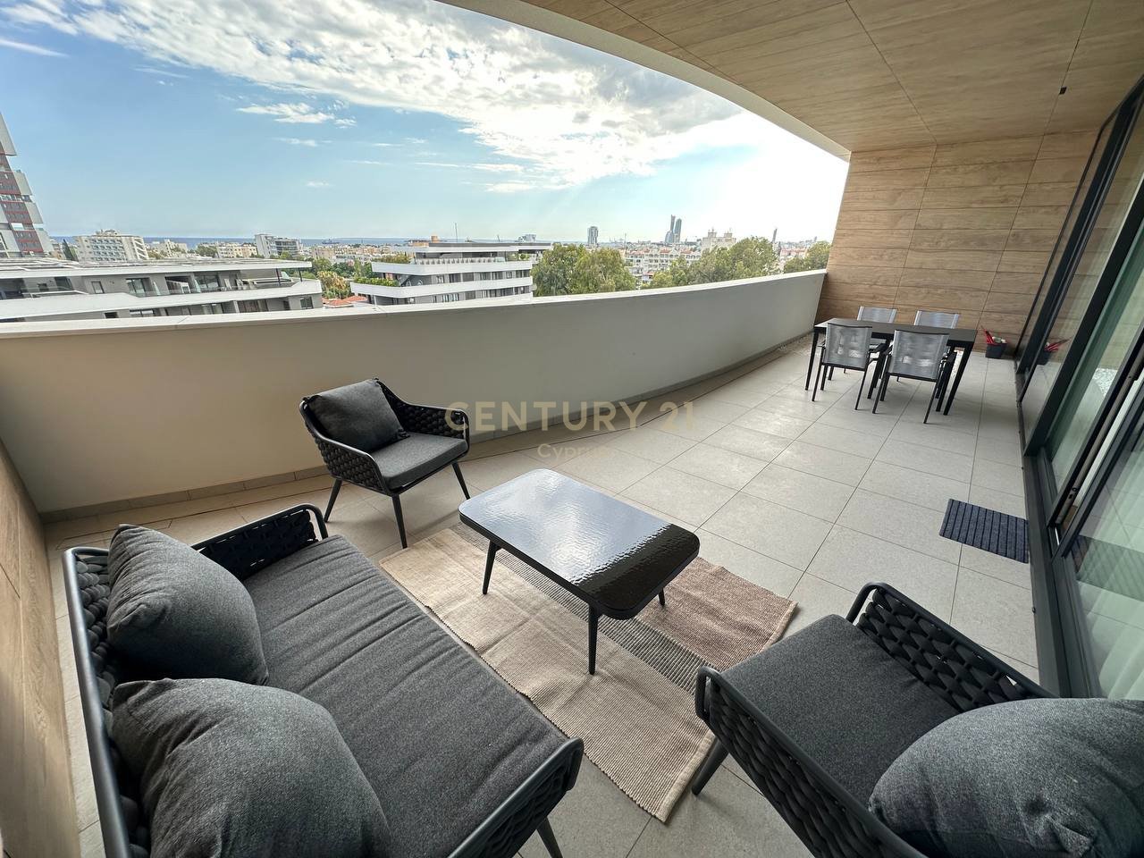 3 bedrooms Apartment in Germasogeia, Limassol, Cyprus No. 35872