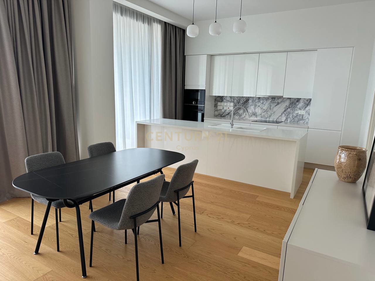 3 bedrooms Apartment in Germasogeia, Limassol, Cyprus No. 35872