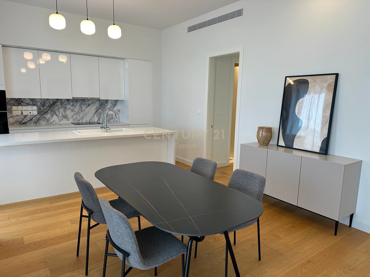 3 bedrooms Apartment in Germasogeia, Limassol, Cyprus No. 35872