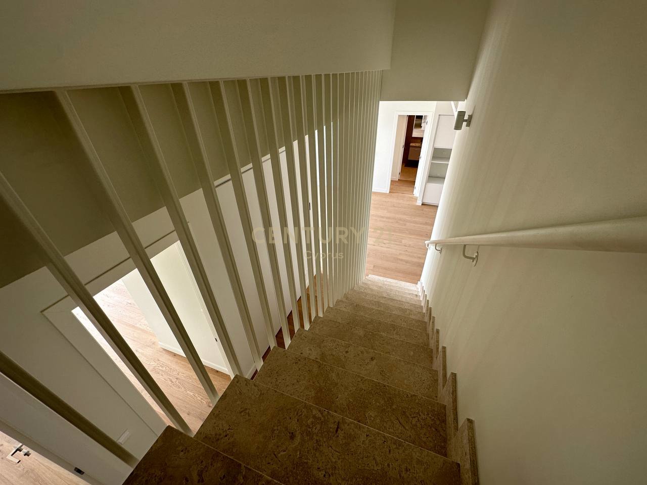 4 bedrooms Apartment in Germasogeia, Limassol, Cyprus No. 35874