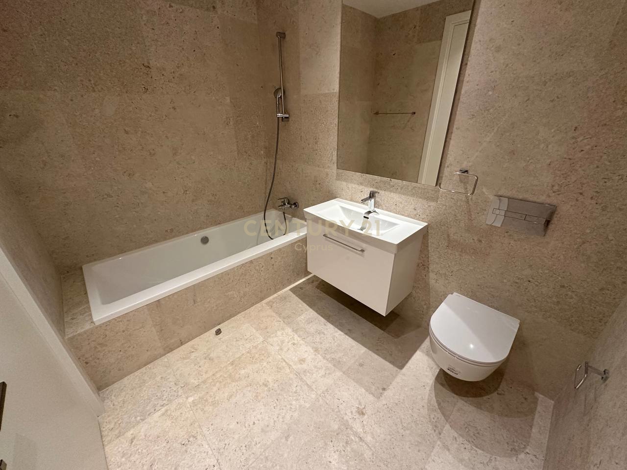 2 bedrooms Apartment in Germasogeia, Limassol, Cyprus No. 35870