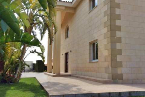 3 dormitorios Villa en Limassol, Chipre No. 38066