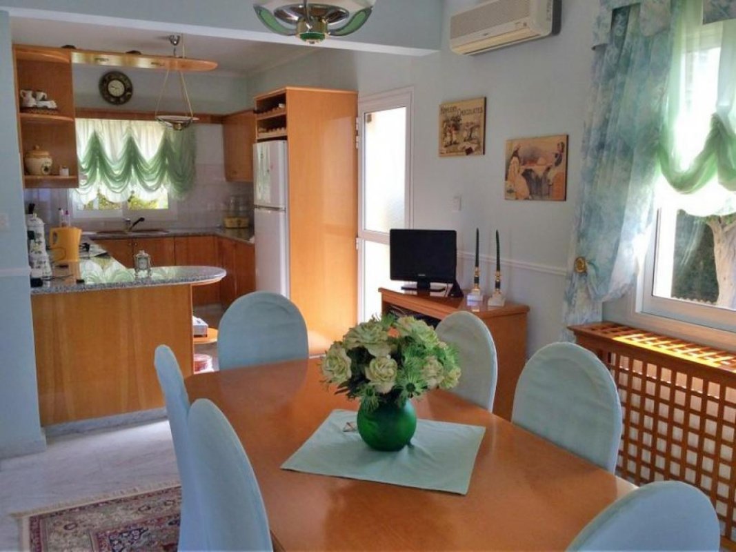 3 bedrooms Villa in Limassol, Cyprus No. 38066