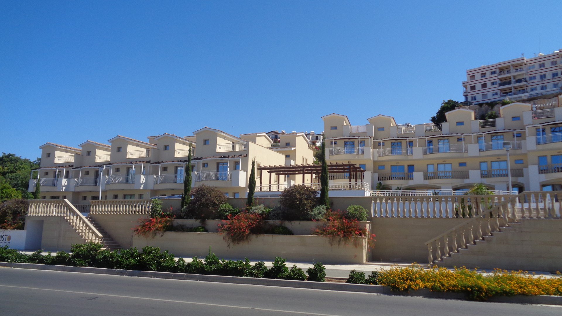 Квартира с 3 спальнями в Pearl Park Residences, Пафос, Кипр № 5332