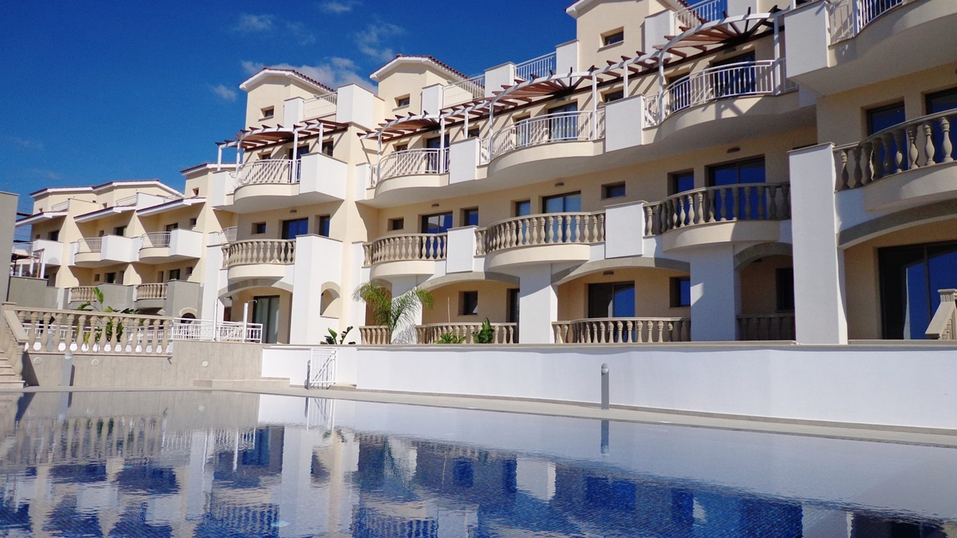 Квартира с 3 спальнями в Pearl Park Residences, Пафос, Кипр № 5332