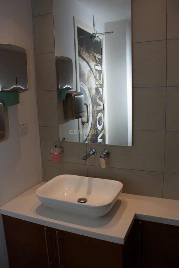 323.7m2 Bureau à Limassol, Chypre No. 56101