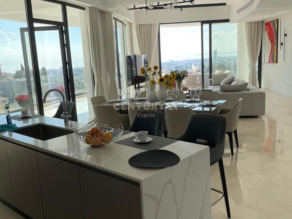 4 bedrooms Penthouse in Agios Athanasios, Limassol, Cyprus No. 6540