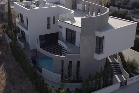 5 bedrooms Villa in Limassol, Cyprus No. 45788