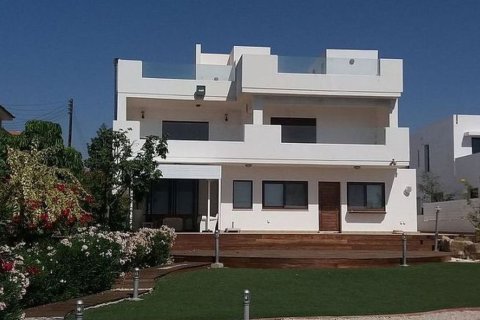 4 chambres Villa à Zygi, Larnaka, Chypre No. 45787