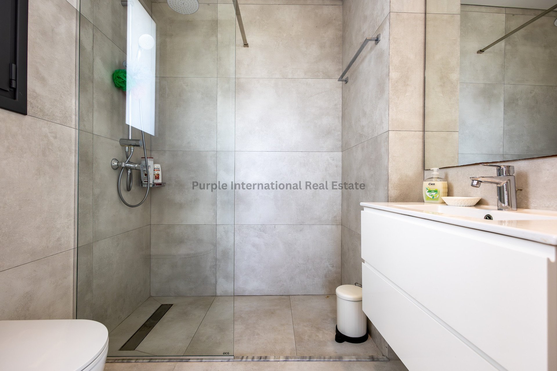 5 bedrooms Villa in Protaras, Ammochostos, Cyprus No. 39046