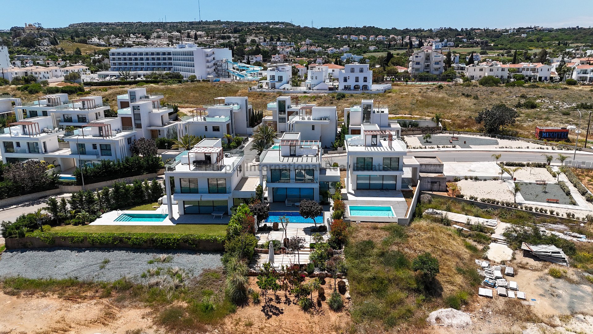5 bedrooms Villa in Protaras, Ammochostos, Cyprus No. 39046