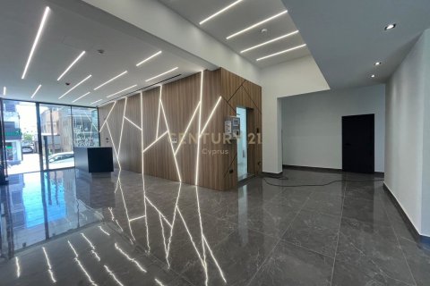 300m2 Oficina en Limassol, Chipre No. 54081