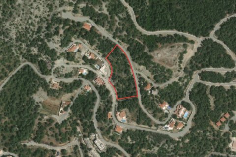 Building in Moniatis, Limassol, Cyprus No. 54077