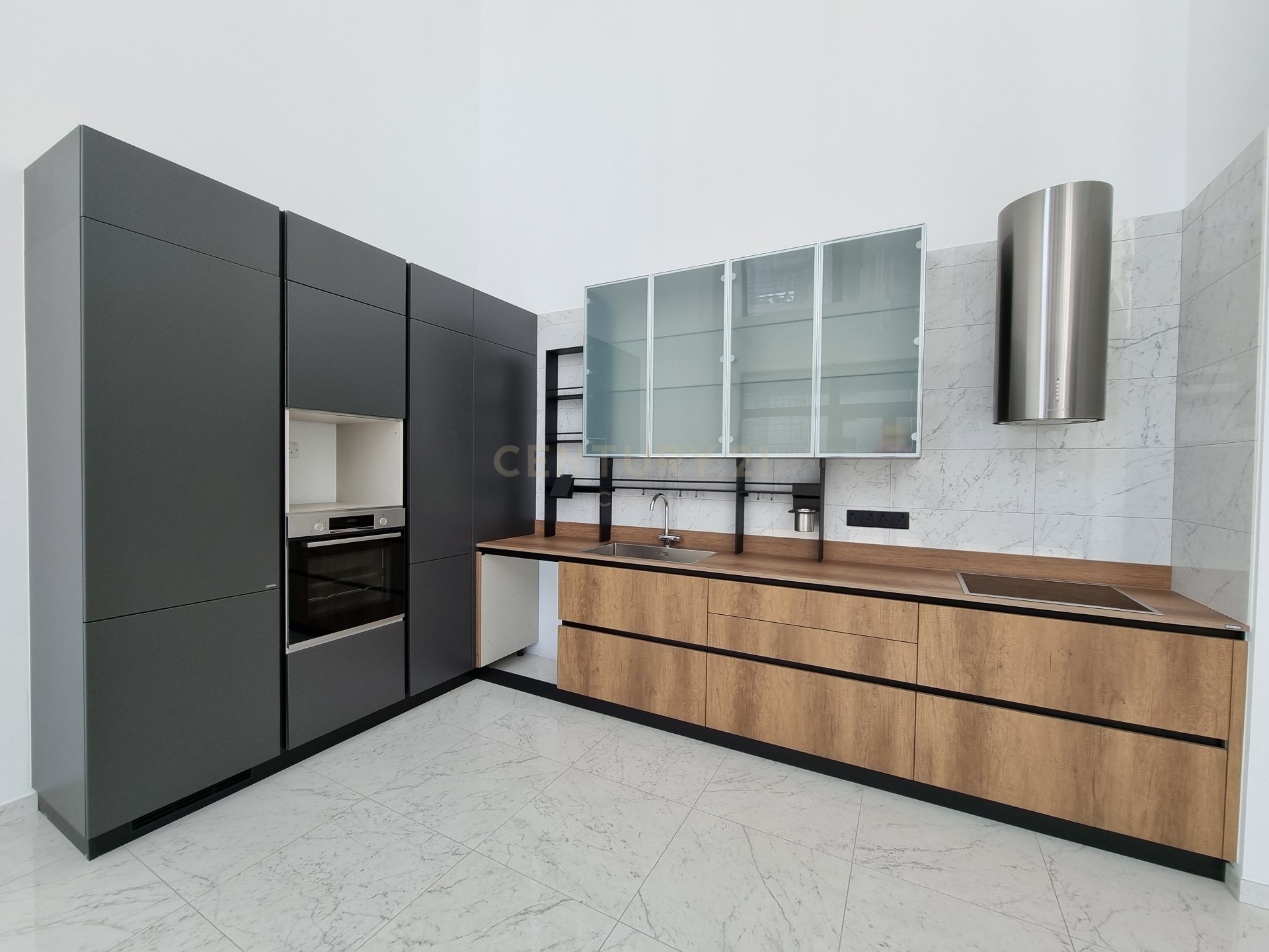 2 bedrooms Penthouse in Germasogeia, Limassol, Cyprus No. 22182