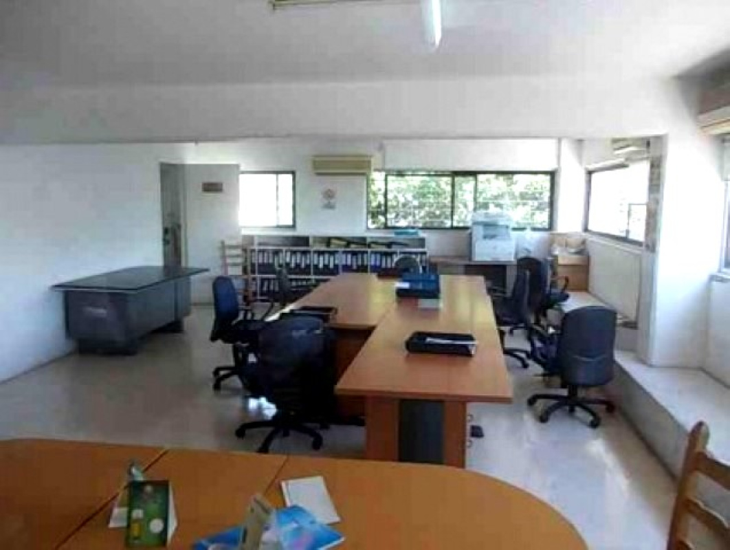 618m2 Commercial property in Paphos, Cyprus No. 38271