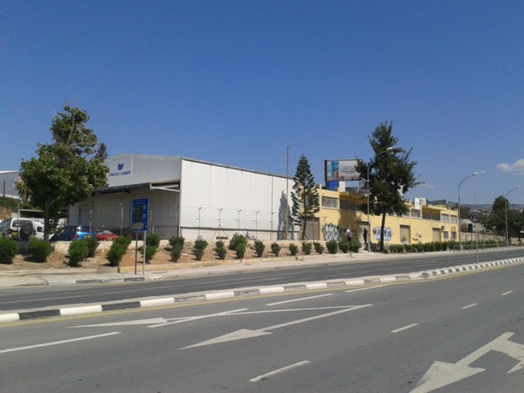 1566m2 Commercial property in Limassol, Cyprus No. 38272