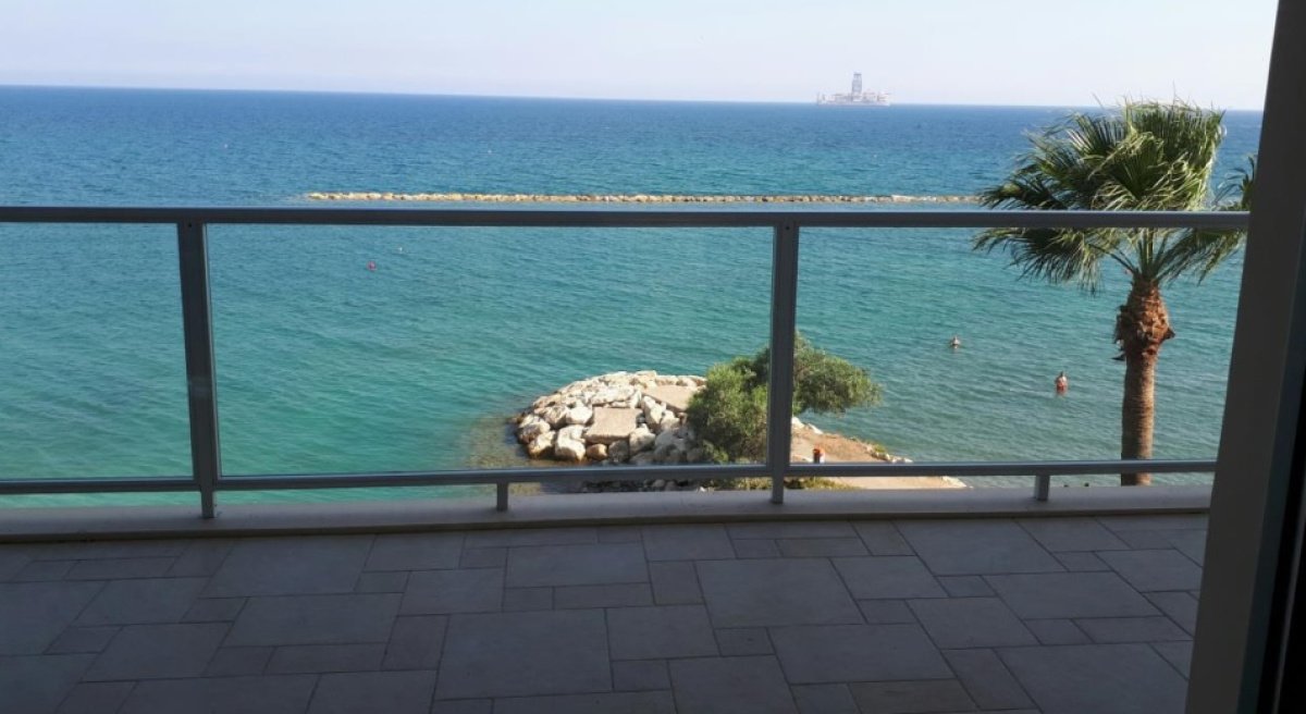 2 bedrooms Apartment in Limassol, Cyprus No. 38277