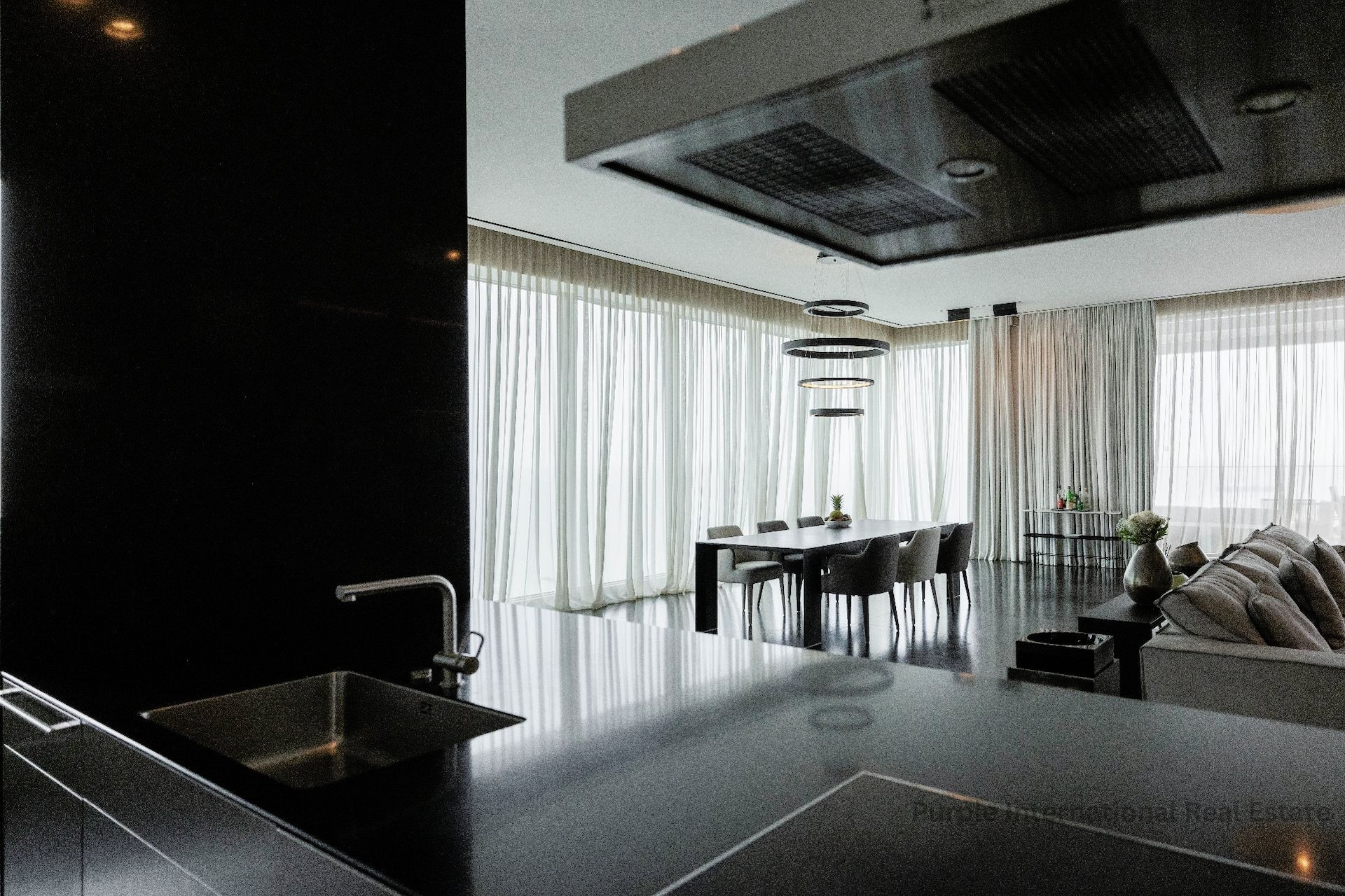 4 bedrooms Apartment in Neapolis, Limassol, Cyprus No. 30748