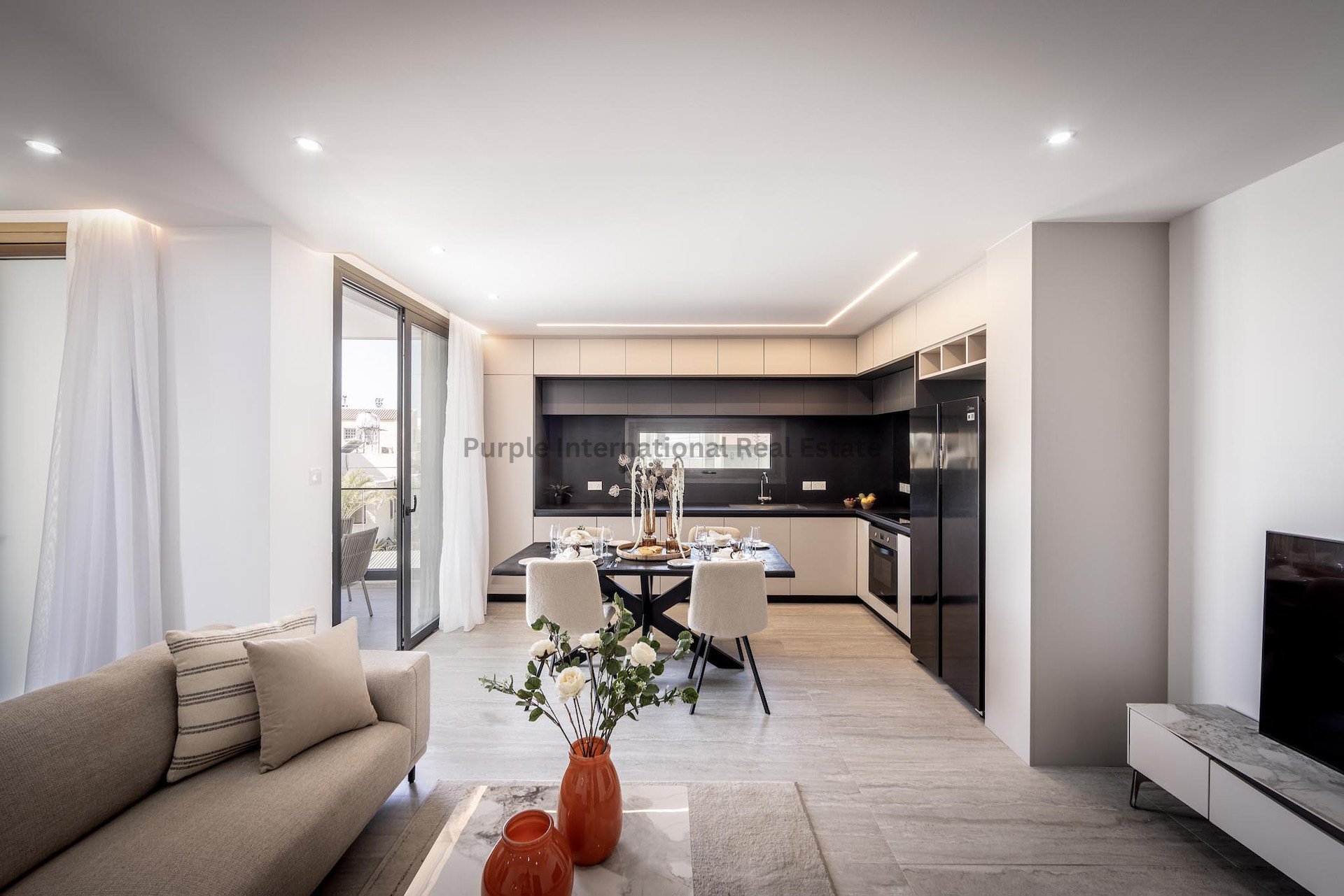 2 dormitorios Apartamento en Larnaca, Larnaka, Chipre No. 51162