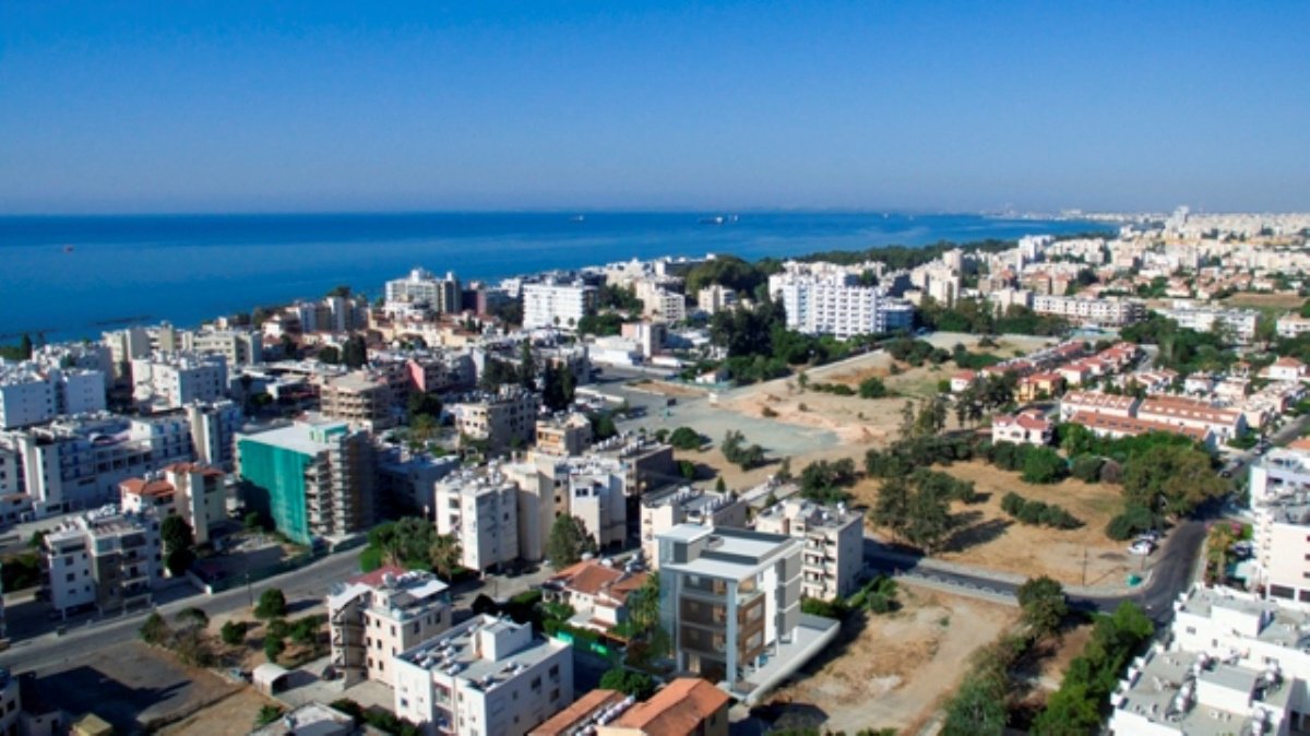 Квартира студия в Лимассол, Лимасол, Кипр № 38196