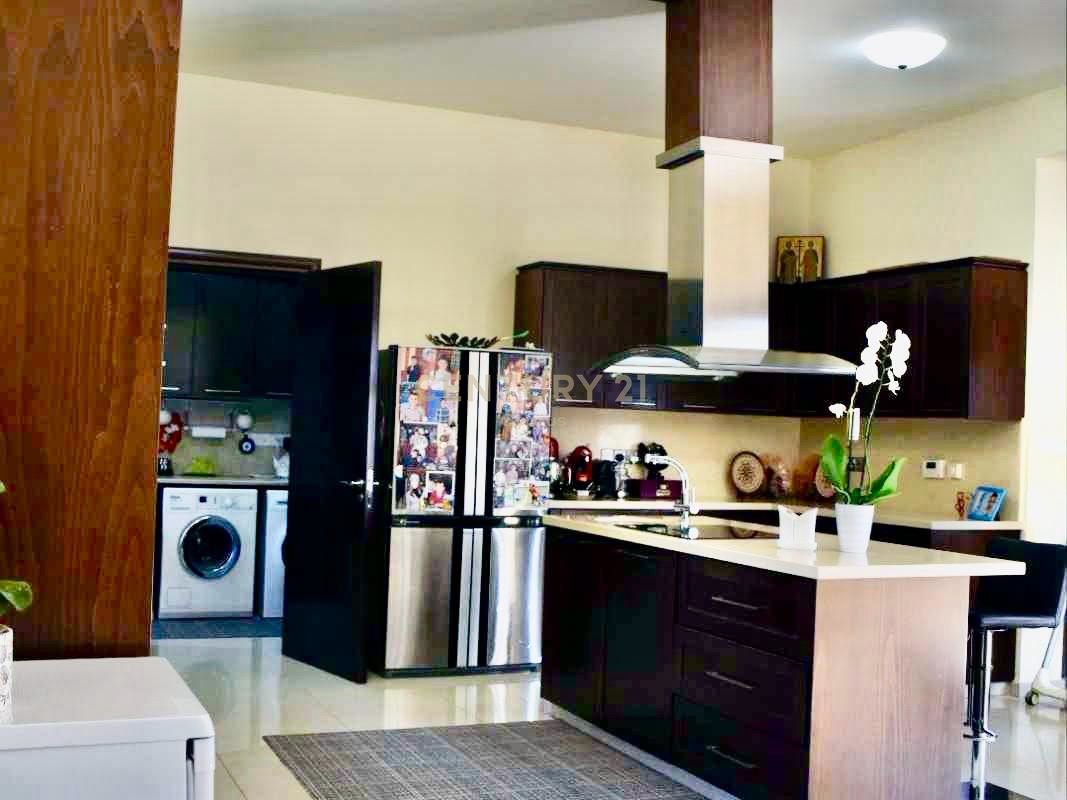 3 bedrooms Villa in Pyrgos, Limassol, Cyprus No. 31615