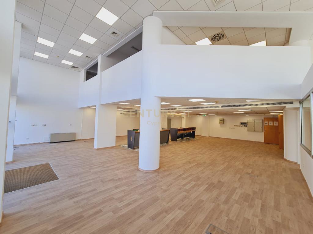 362m2 Bureau à Agios Ioannis, Limassol, Chypre No. 55328
