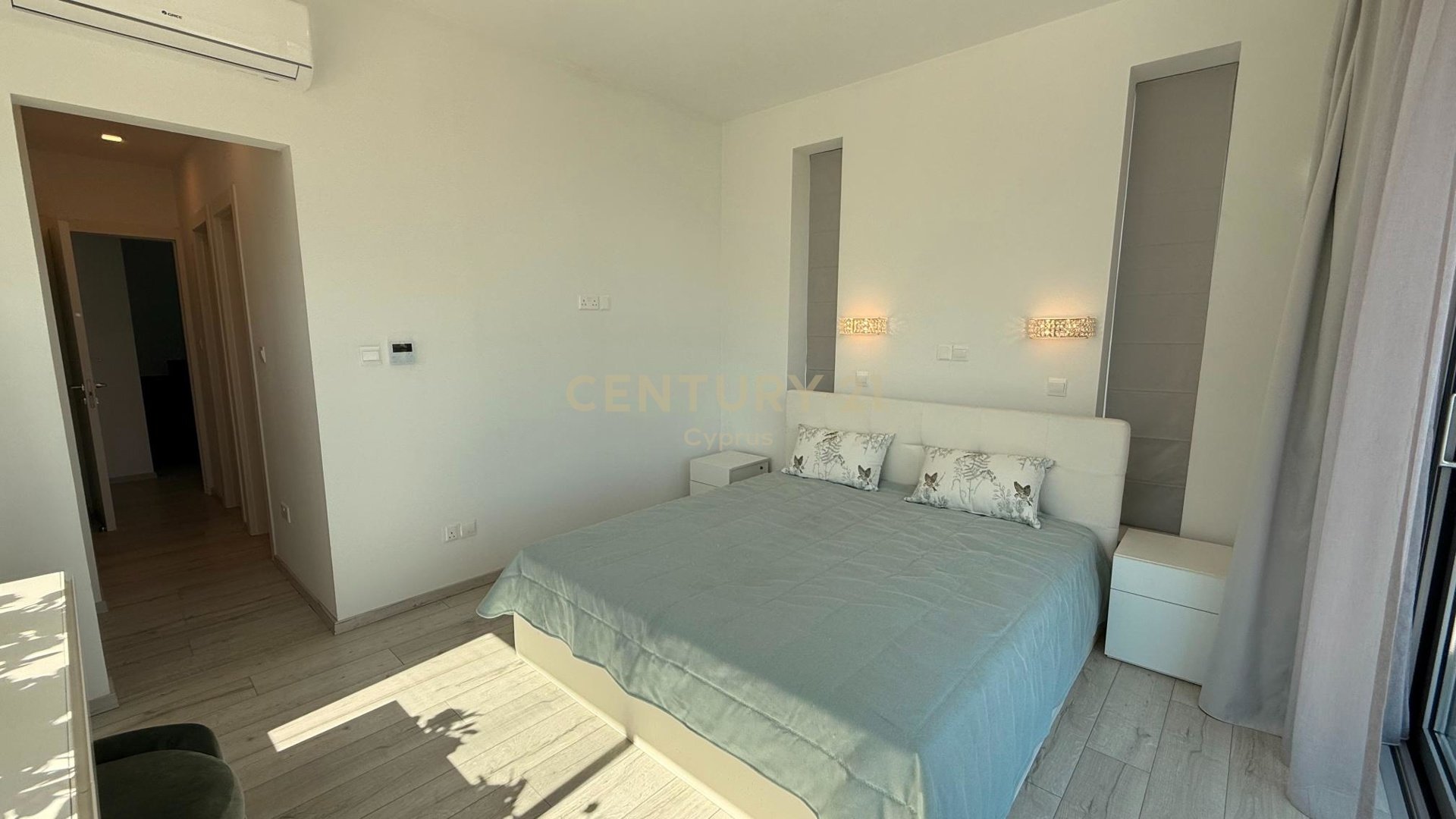 4 chambres Villa à Agios Athanasios, Limassol, Chypre No. 55323