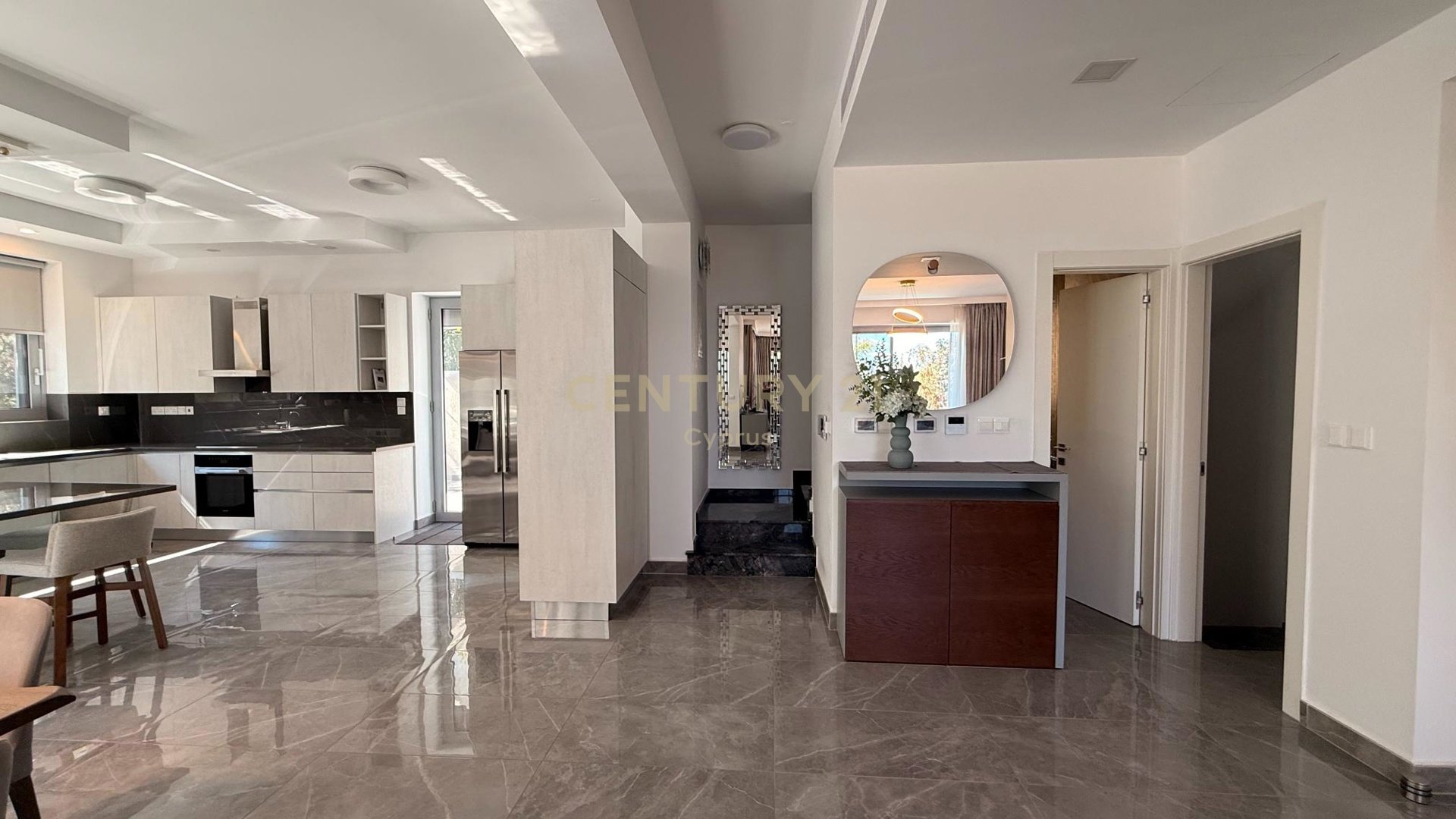 4 chambres Villa à Agios Athanasios, Limassol, Chypre No. 55323