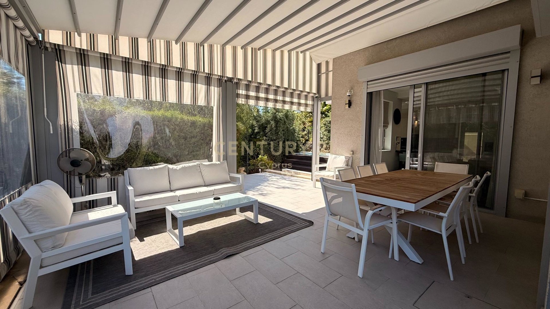 4 chambres Villa à Agios Athanasios, Limassol, Chypre No. 55323