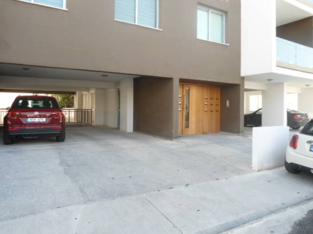 1490m2 Local comercial en Limassol, Chipre No. 38413