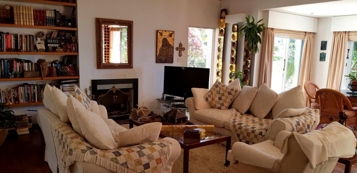 3 bedrooms Villa in Limassol, Cyprus No. 38417