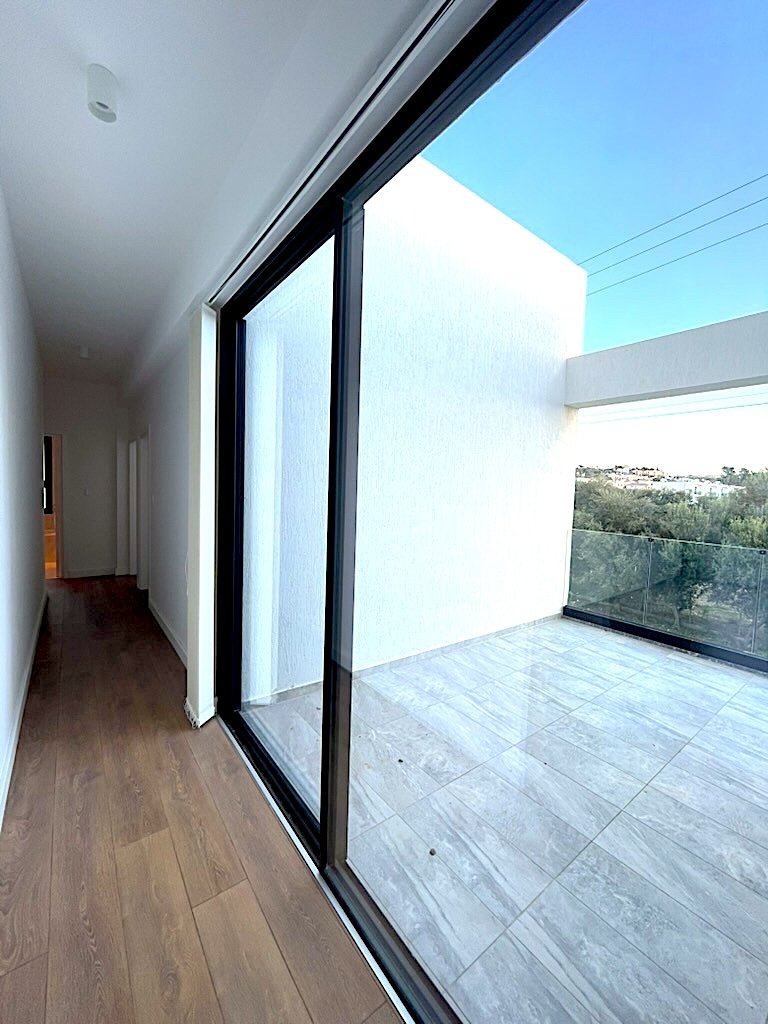 4 bedrooms Villa in Paphos, Cyprus No. 35772